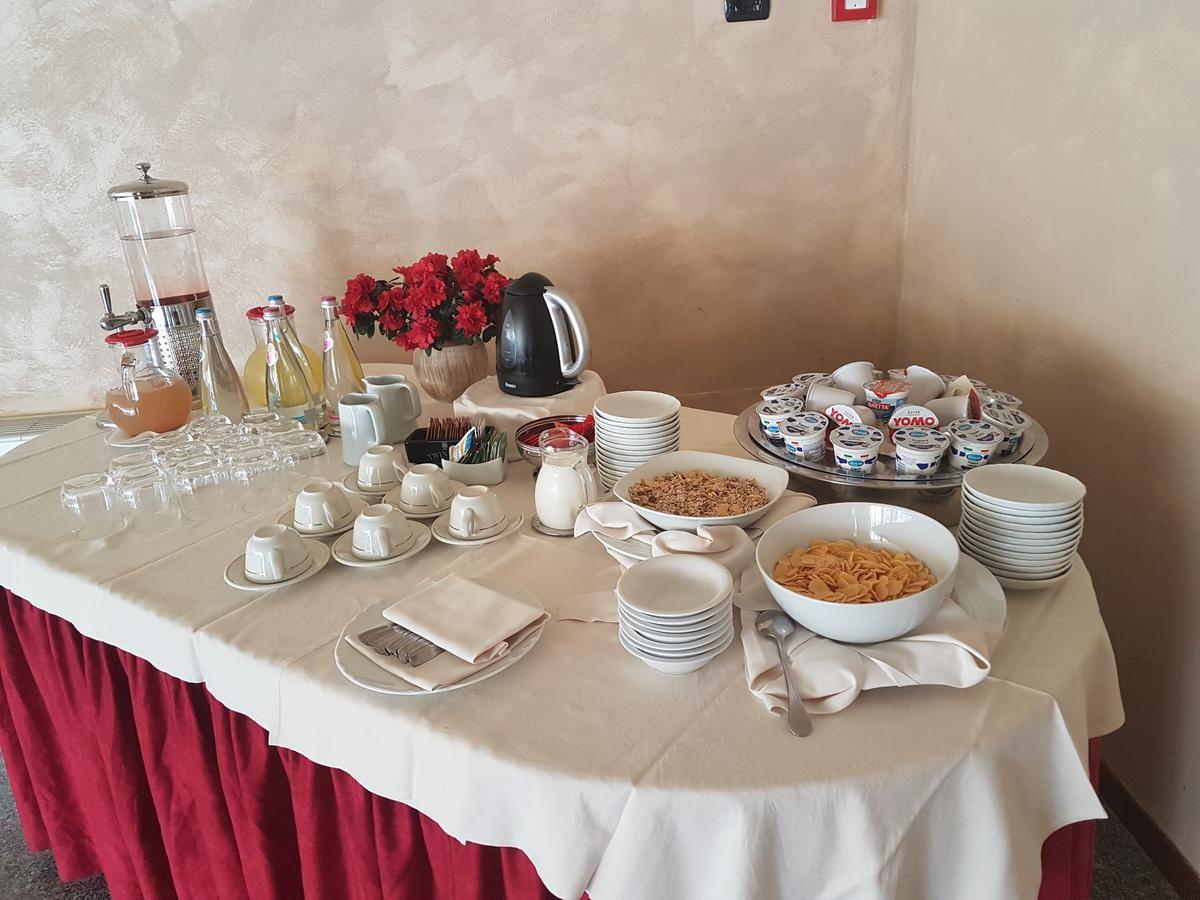 Hotel & Residence La Sibilla Cusiana Pettenasco Εξωτερικό φωτογραφία