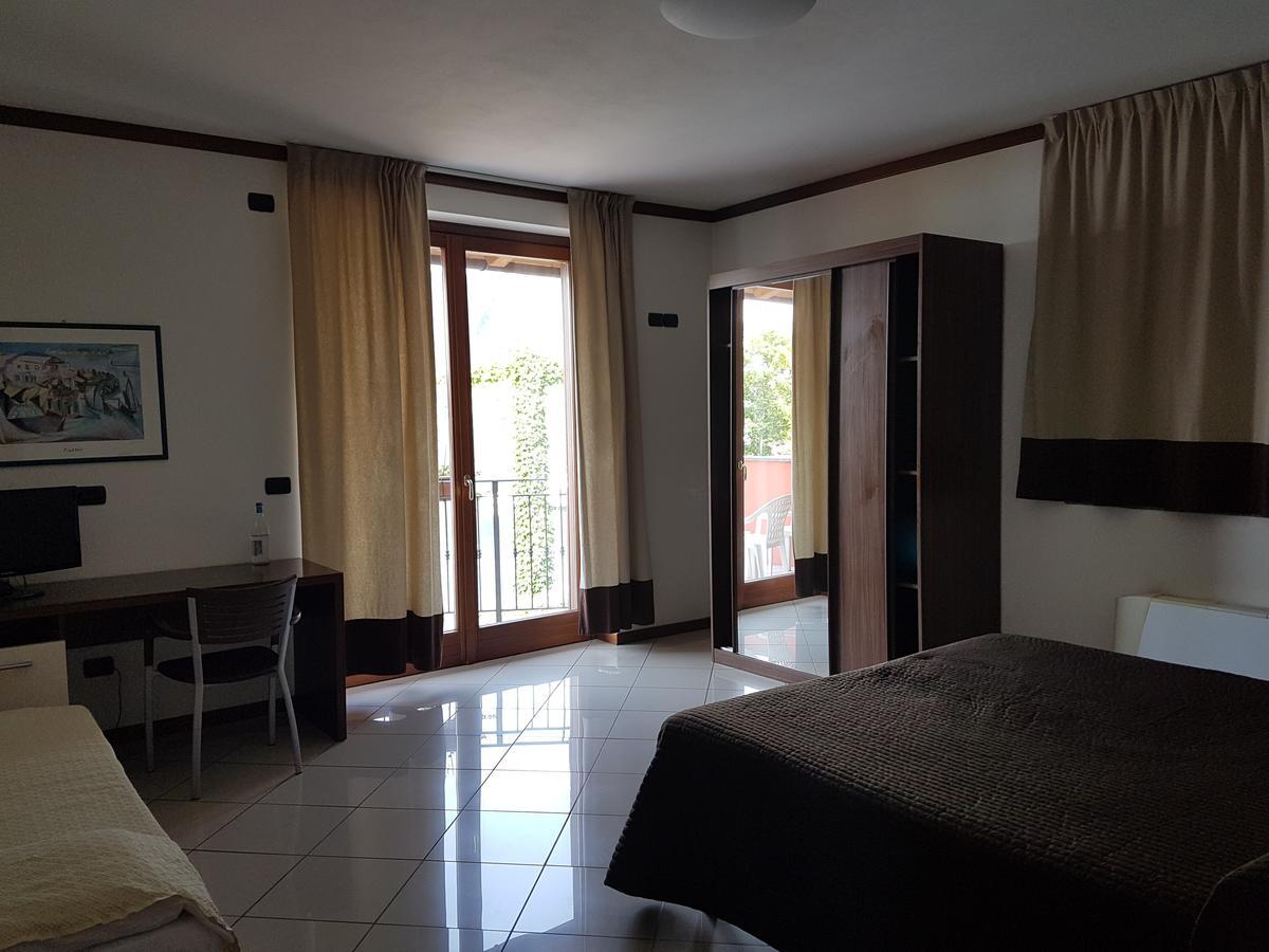 Hotel & Residence La Sibilla Cusiana Pettenasco Εξωτερικό φωτογραφία