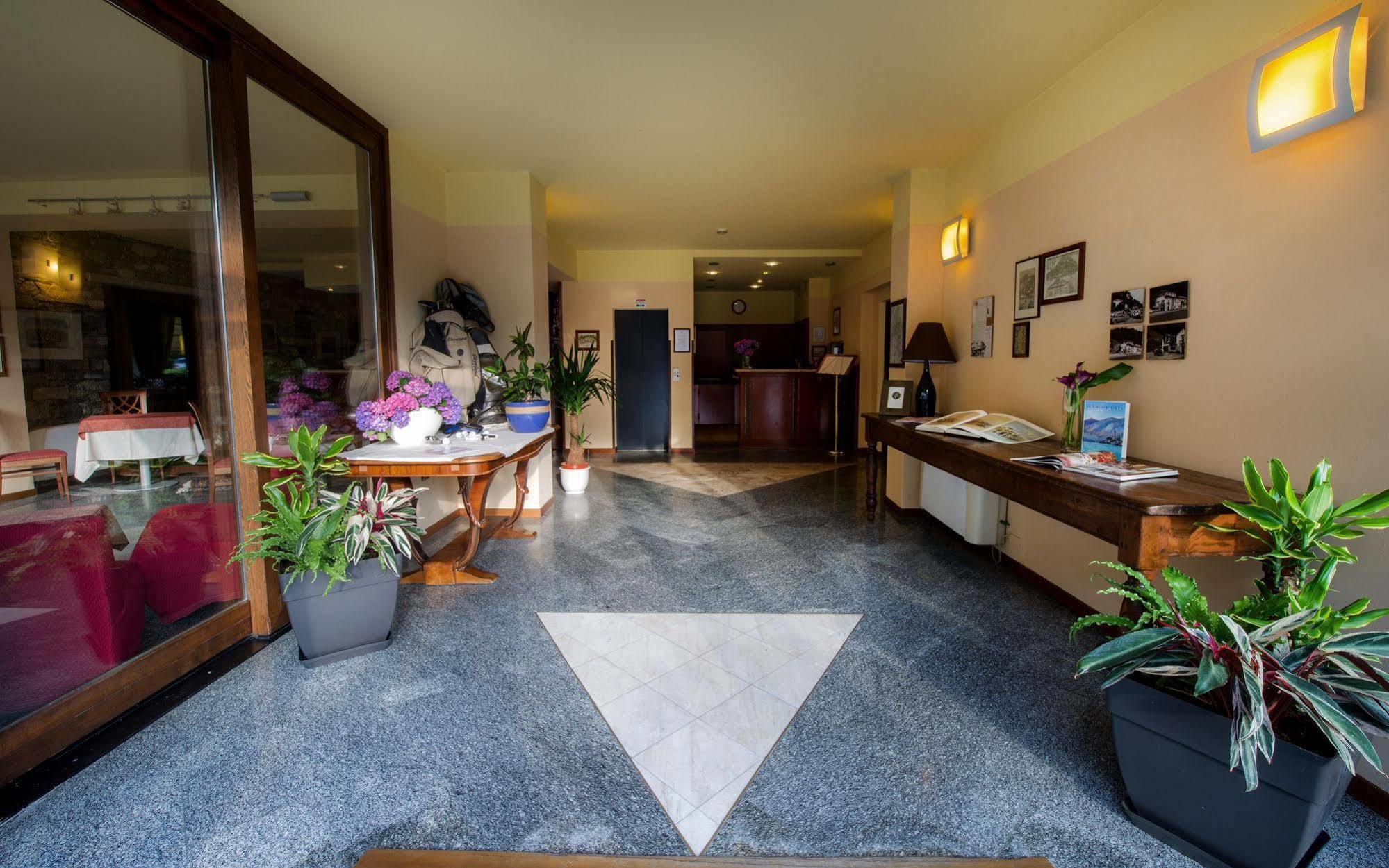 Hotel & Residence La Sibilla Cusiana Pettenasco Εξωτερικό φωτογραφία