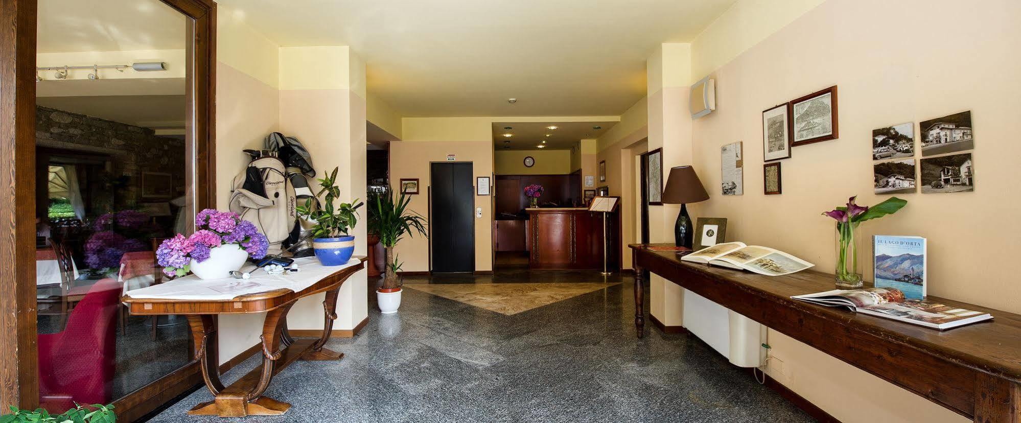 Hotel & Residence La Sibilla Cusiana Pettenasco Εξωτερικό φωτογραφία